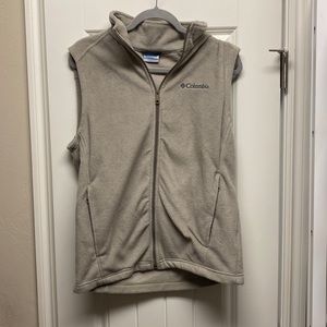 Columbia vest